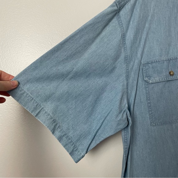 Carhartt Button Down Shirt short Sleeve Chambray 2 Chest Pockets Blue L - Picture 2 of 10